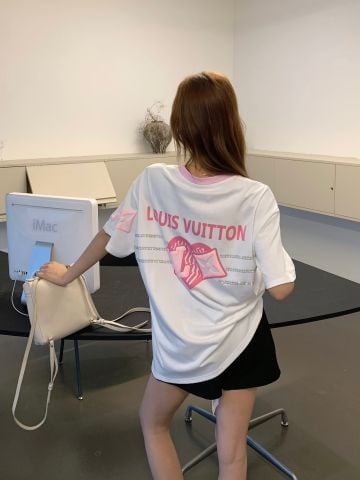  Áo LV 24SS Design T-shirt 