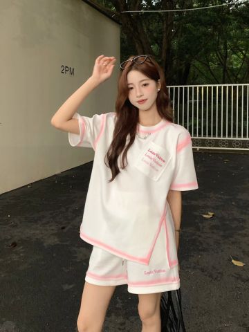  Set LV Pink And White Fashion Casual Suits 