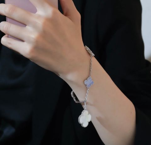  VCA High-grade Irregular Five-flower Four-leaf Clover Bracelet 