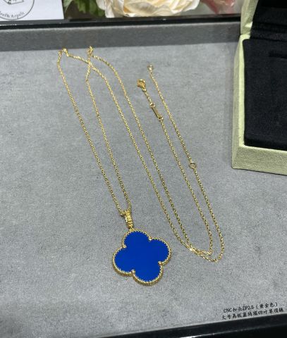  VCA High-grade Blue Agate Large Four-leaf Clover Necklace 
