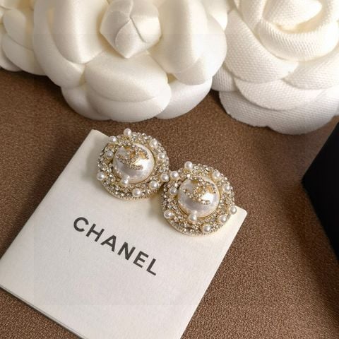  Chanel Sunflower Crystal Diamond Pearl Letter Earrings 