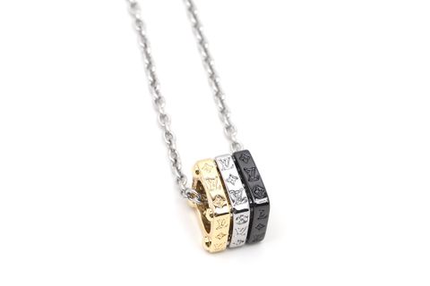  LV Monogram Bold Necklace Features An Adjustable Chain With Three Square Metal Rings 