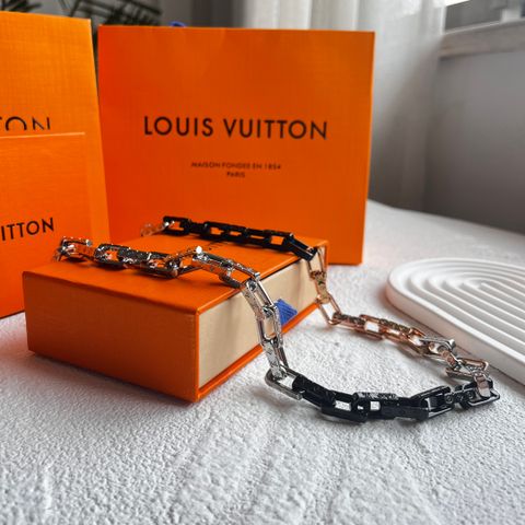  LV Monogram Chain ​​Nacklace 