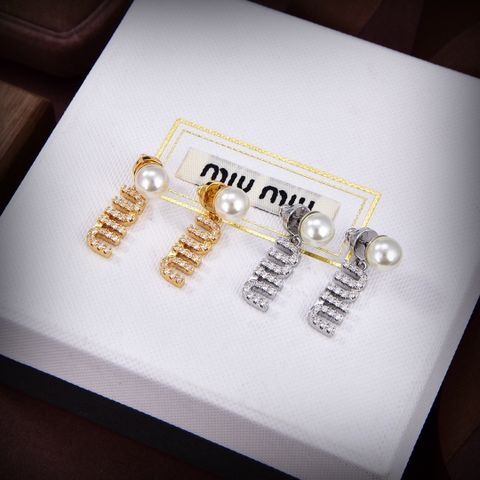 Miumiu Shaped Resin Earrings 