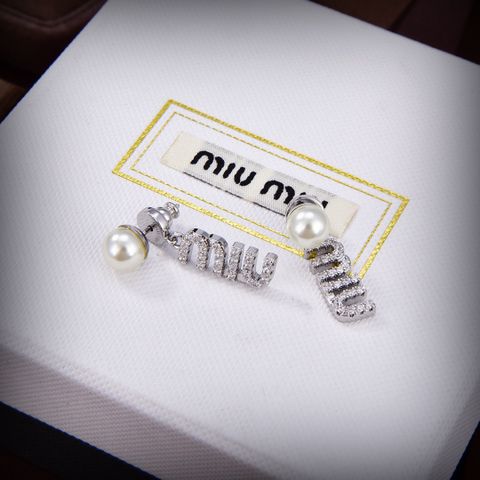  Miumiu Shaped Resin Earrings 