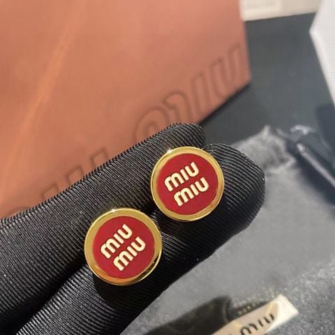  Miumiu Light Luxury Letter Red Hoop Earrings 