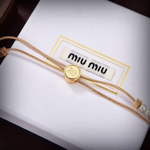  Miumiu Pearl Necklace 