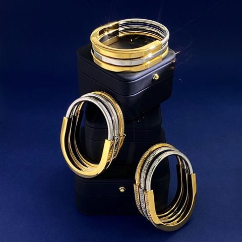  Tiffany&Co Lock Bracelet With Diamonds 