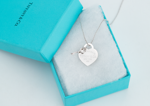  Tiffany&Co Peach Heart Key Necklace 