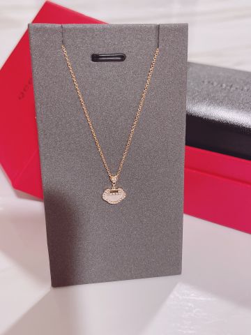  Qeelin Small Red Lock Necklace 