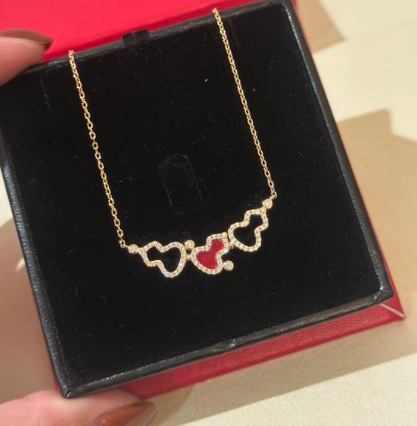  Qeelin's WULU Series Three-gourd Red Agate Hollow Necklace 