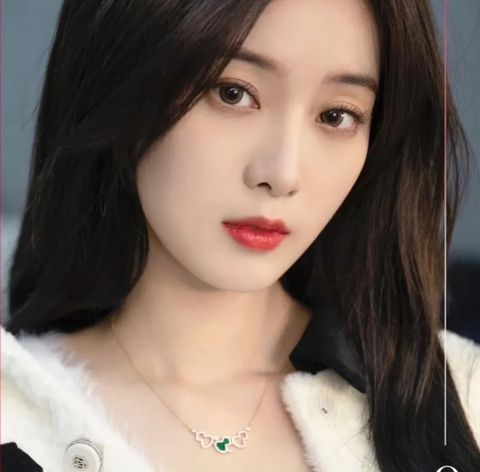  Qeeli WULU Series Three Gourds Green Agate Hollow Necklace 