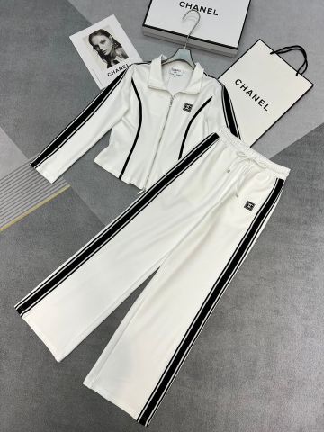  Chanel 2024 Early Autumn New Middle Age Series High-end Sportswear Suit 