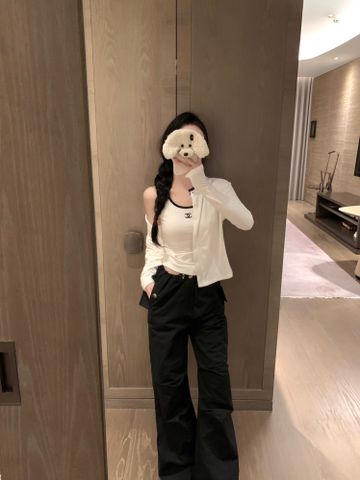  Chanel Flocked Double C Contrast Color Small Cardigan  White 