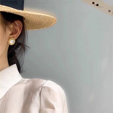  Celine New Pearl Earrings 