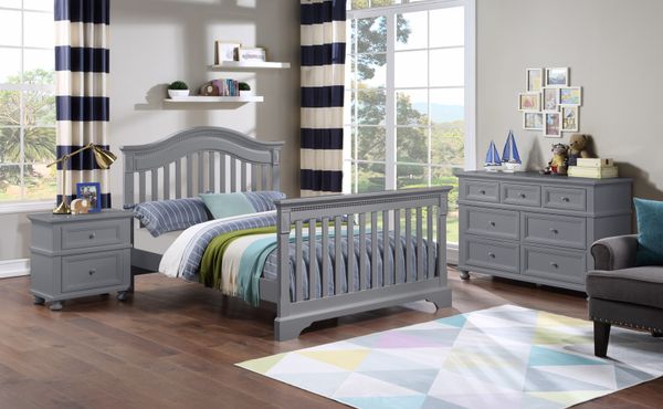  BLAIR CRIB CONVERT TO DOUBBLE BED 