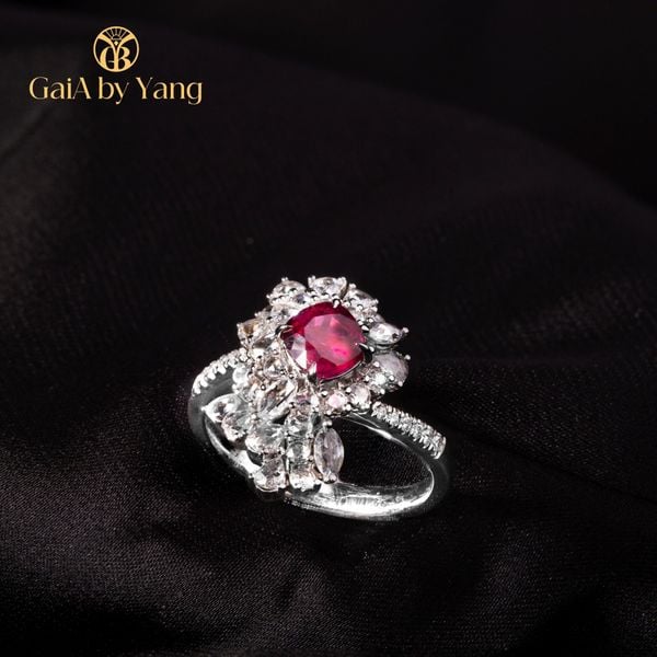  Nhẫn vàng trắng đính đá Ruby 