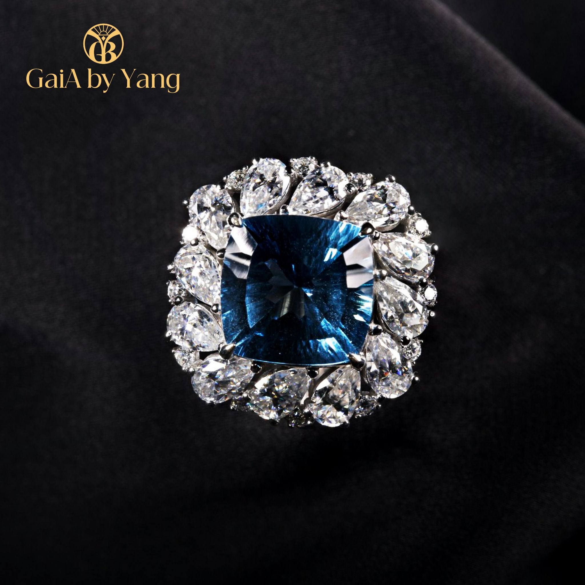  Nhẫn vàng trắng đính đá Topaz 