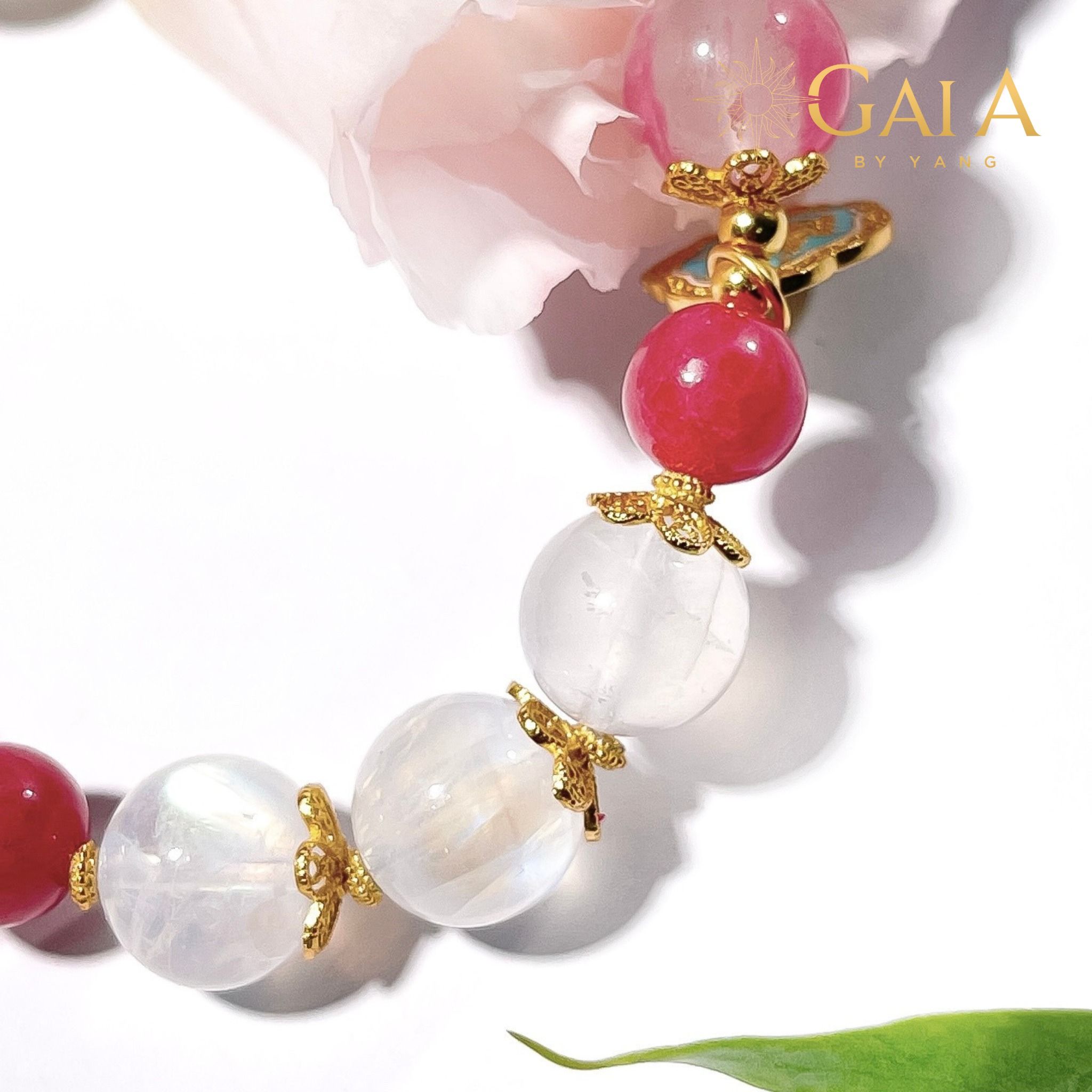  Vòng đá Tường Vy, Đào Hoa phối charm 