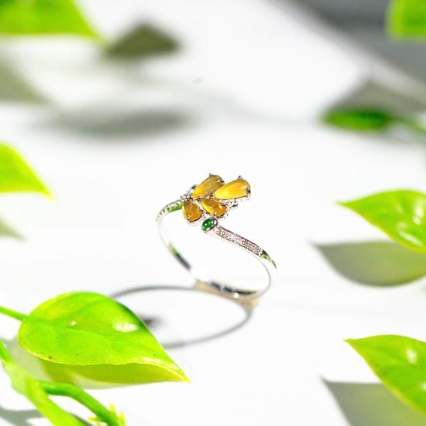  Nhẫn Vàng Phỉ Thúy 18K 