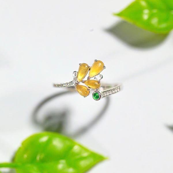  Nhẫn Vàng Phỉ Thúy 18K 