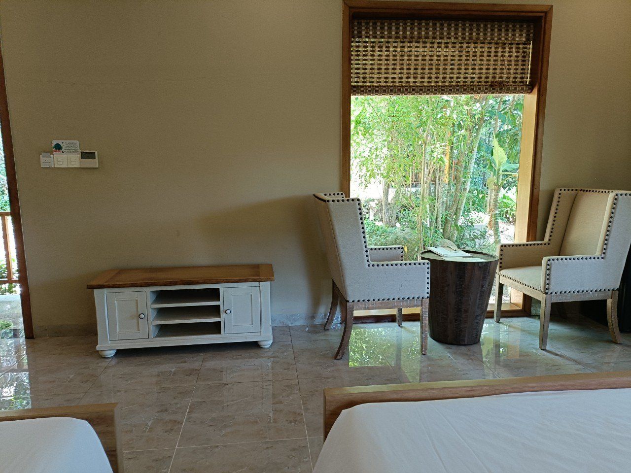 Bungalow Two King Beds