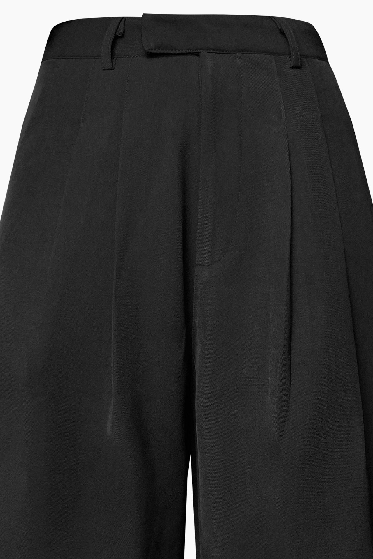  CROPPED TROUSERS 