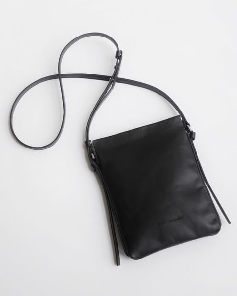  COMPACT LEATHER BAG 