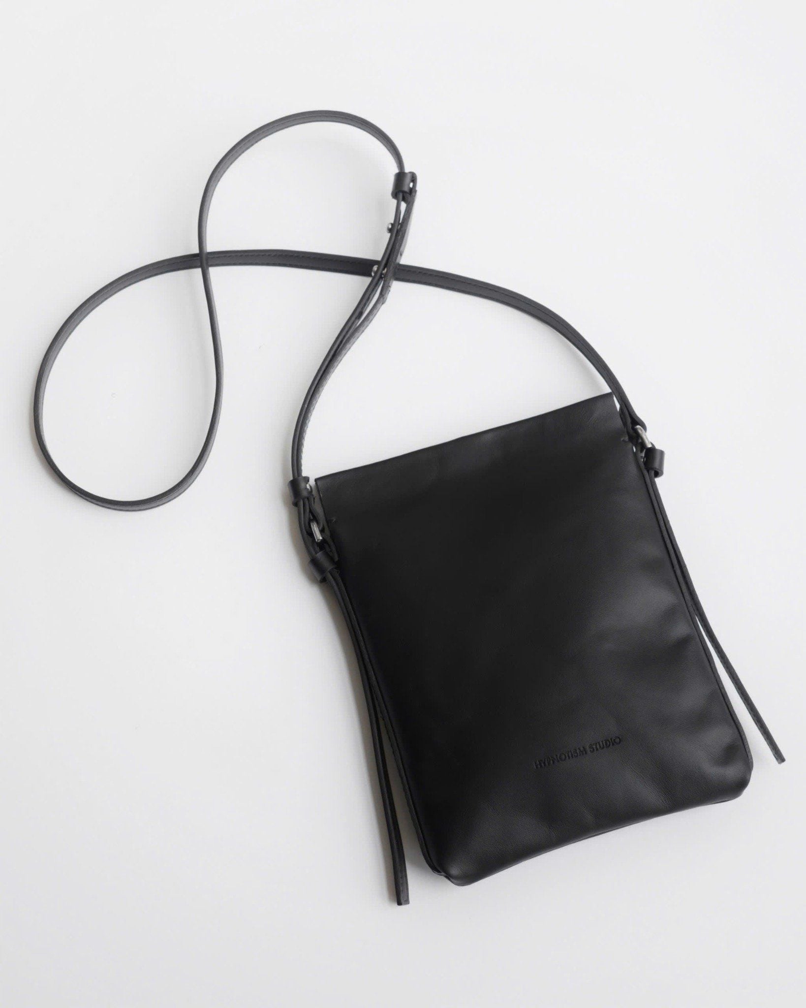  COMPACT LEATHER BAG 