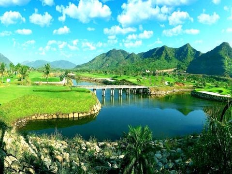 Diamond Bay Golf Club - Goda Golf
