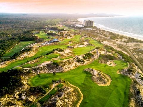  The Bluff Hồ Tràm - Goda Golf 