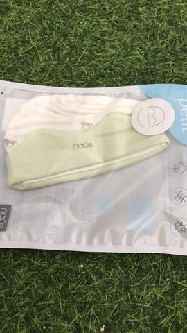 MŨ TRÒN MÀU TRẮNG IN CON NGỰA