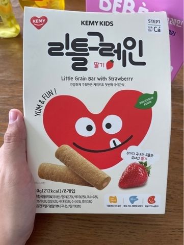 BÁNH NGŨ CỐC KEMY KIDS VỊ DÂU