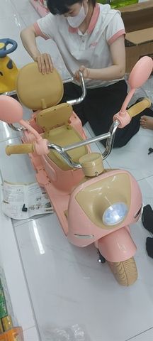 XE VESPA ĐIỆN ĐÔI DH 318