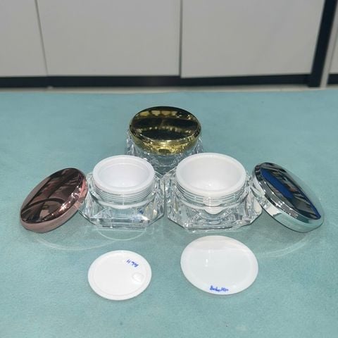 Hũ mỹ phẩm kim cương