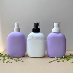 Bộ chai mỹ phẩm dẹt tím trắng 250ml 300ml 500ml lotion dầu gội