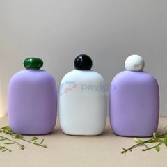 Bộ chai mỹ phẩm dẹt tím trắng 250ml 300ml 500ml lotion dầu gội