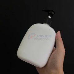 Chai bầu dẹt 300ml 500ml đựng nước rửa tay trắng nắp đen vòi nhấn