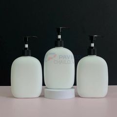 Chai bầu dẹt 300ml 500ml đựng nước rửa tay trắng nắp đen vòi nhấn