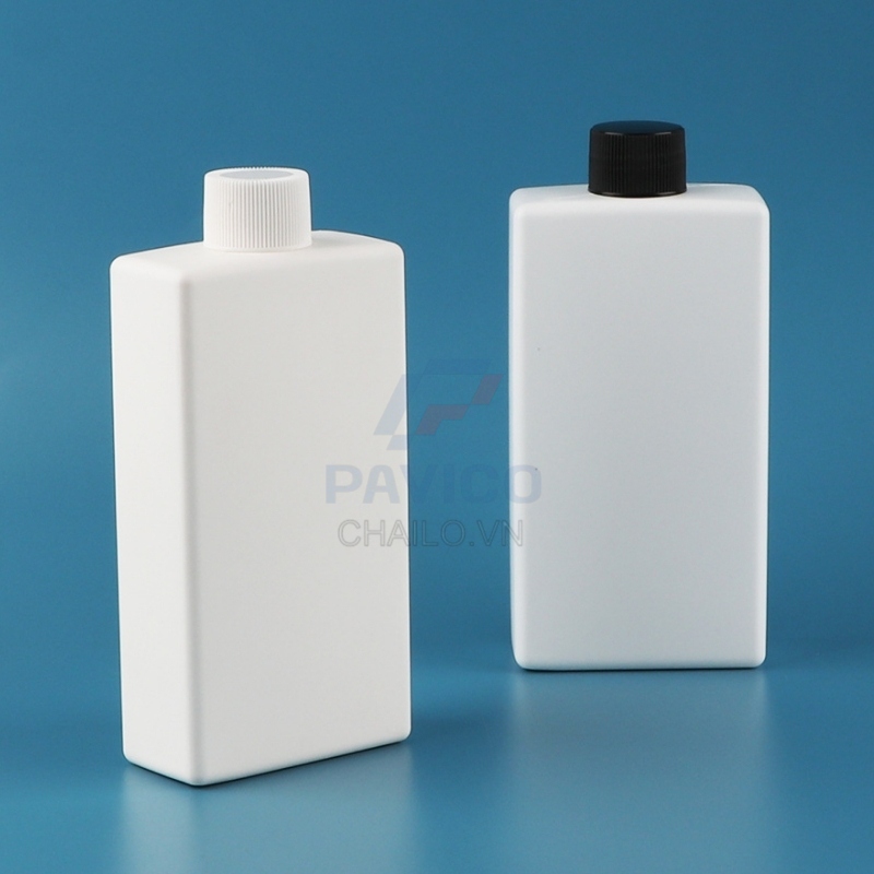 Chai nhựa dẹt chiết mỹ phẩm màu trắng nắp vặn 120ml 250ml
