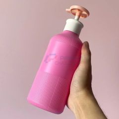 Chai nhựa hồng sọc 500ml 750ml đựng sữa tắm nắp trắng vòi bơm