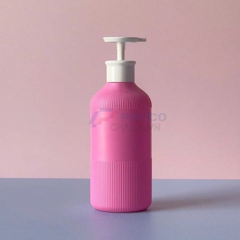 Chai nhựa hồng sọc 500ml 750ml đựng sữa tắm nắp trắng vòi bơm