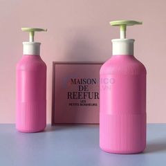 Chai nhựa hồng sọc 500ml 750ml đựng sữa tắm nắp trắng vòi bơm