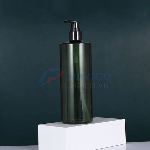 Chai PET trắng đục 750ml nắp bạc đựng lotion hoặc sữa dưỡng thể