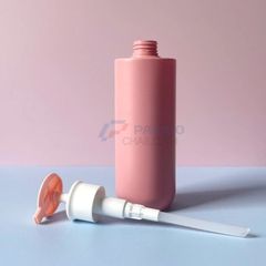 Chai trụ tròn 300ml 500ml sữa dưỡng thể hồng trắng vòi nhấn