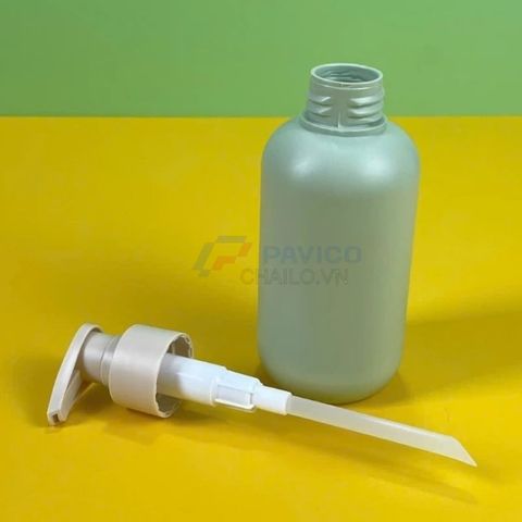 Chai vai bầu 200 300 500ml sữa tắm em bé xanh rêu vòi nhấn