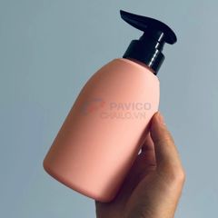 Chai vai tròn 350ml 500ml sữa dưỡng thể hồng nắp đen vòi nhấn