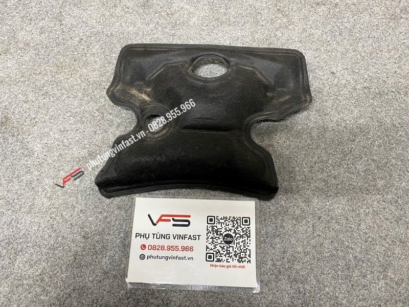 Cách nhiệt giữa khoang động cơ Vinfast Lux A - BEX10003581
