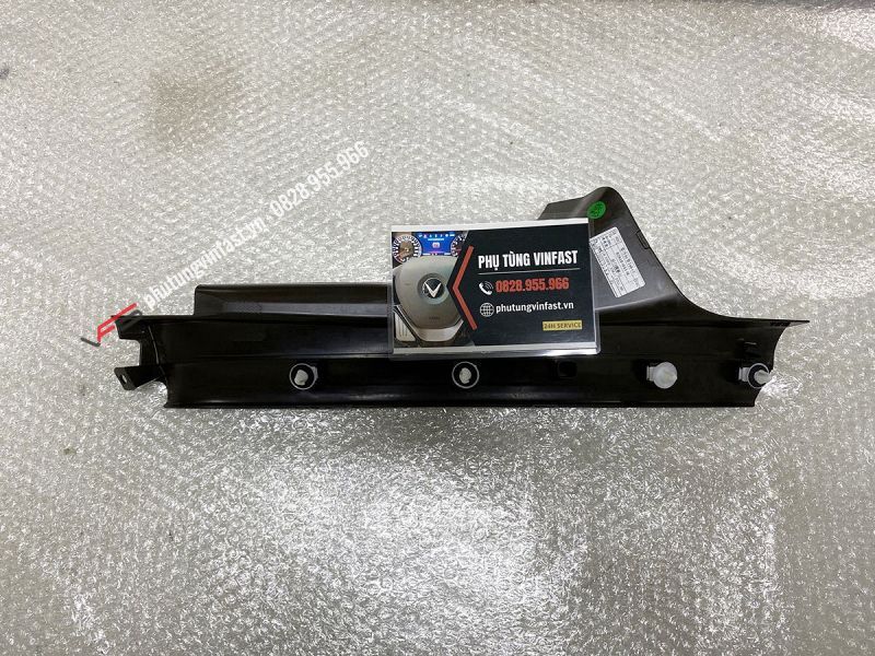 Thanh nẹp khung cửa bên trong, cửa sau trái Vinfast Lux A - BIN10005108