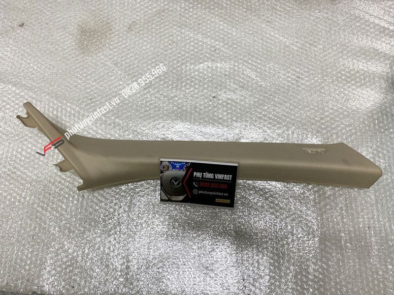 Tấm ốp trụ trước, bên phải Vinfast Lux A - BIN10005111